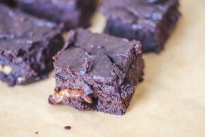 brownies-Healthy Living Meals - TIOLI Moments
